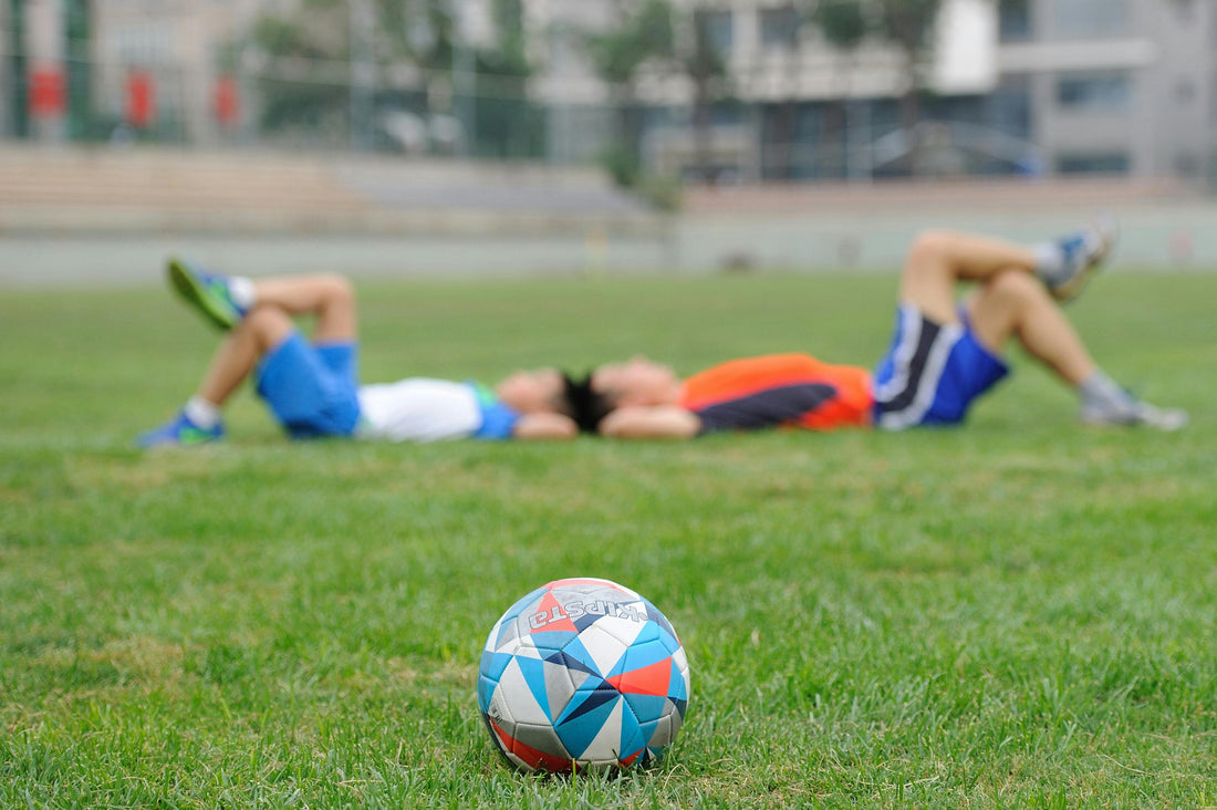 Les sportifs et le grounding : quand la nature s’invite dans la récupération