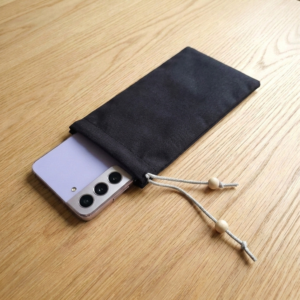 Étui téléphone anti ondes avec smartphone inséré pour limiter l’exposition aux rayonnements